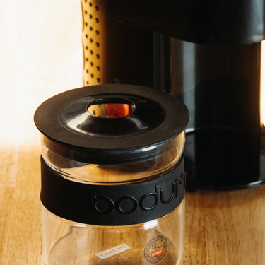 BODUM BISTRO ELECTRIC BURR GRINDER - Dessert Oasis Coffee Roasters