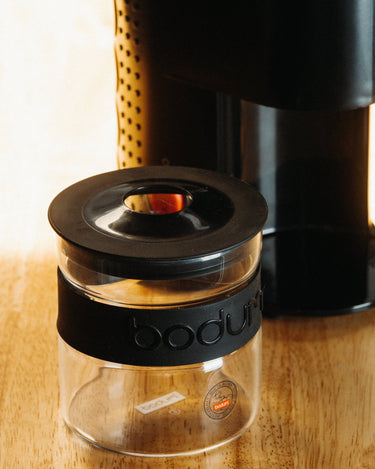BODUM BISTRO ELECTRIC BURR GRINDER - Dessert Oasis Coffee Roasters