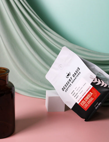 Colombia Luis Aníbal Calderón — Pink Bourbon | Washed - Dessert Oasis Coffee Roasters